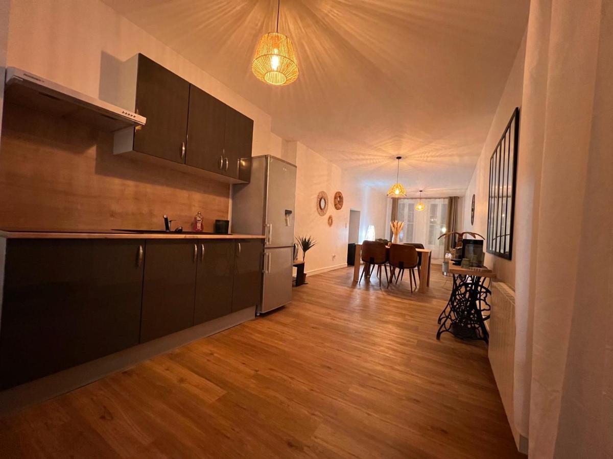 La Boheme Apartment Троа Екстериор снимка