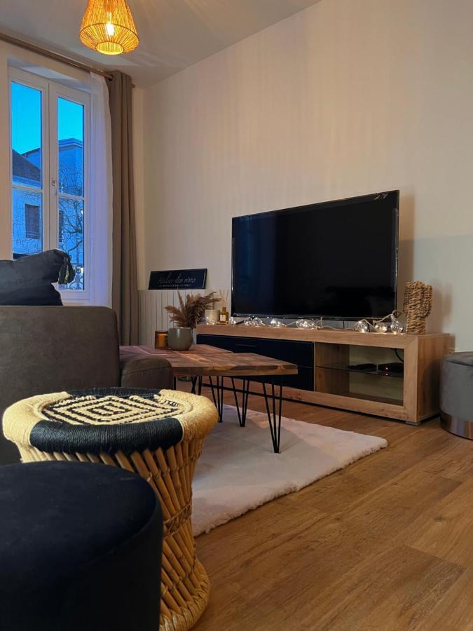 La Boheme Apartment Троа Екстериор снимка