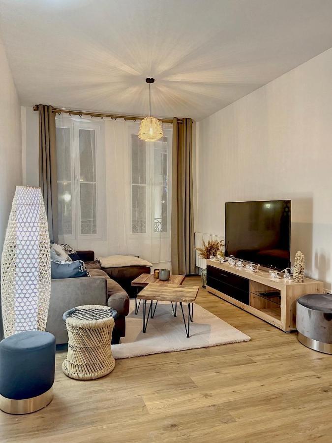 La Boheme Apartment Троа Екстериор снимка